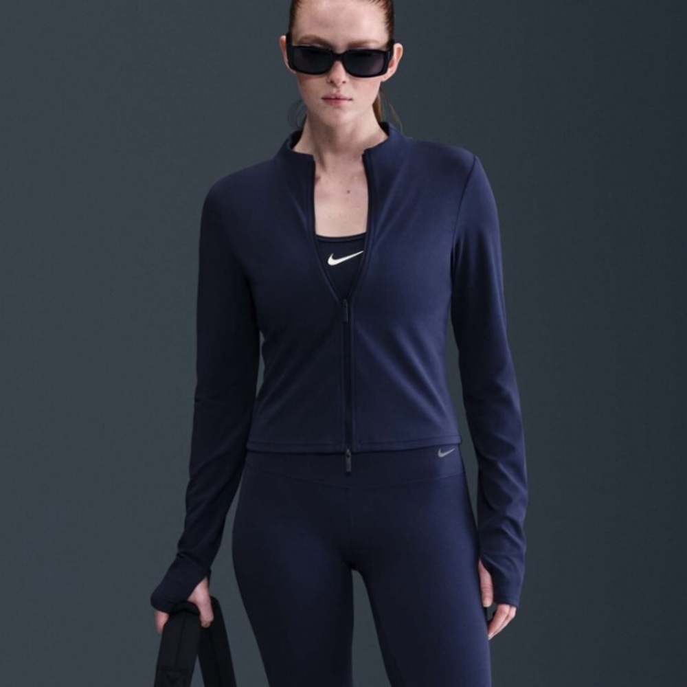 NWT Nike Zenvy Full Zip Long Sleeve Top